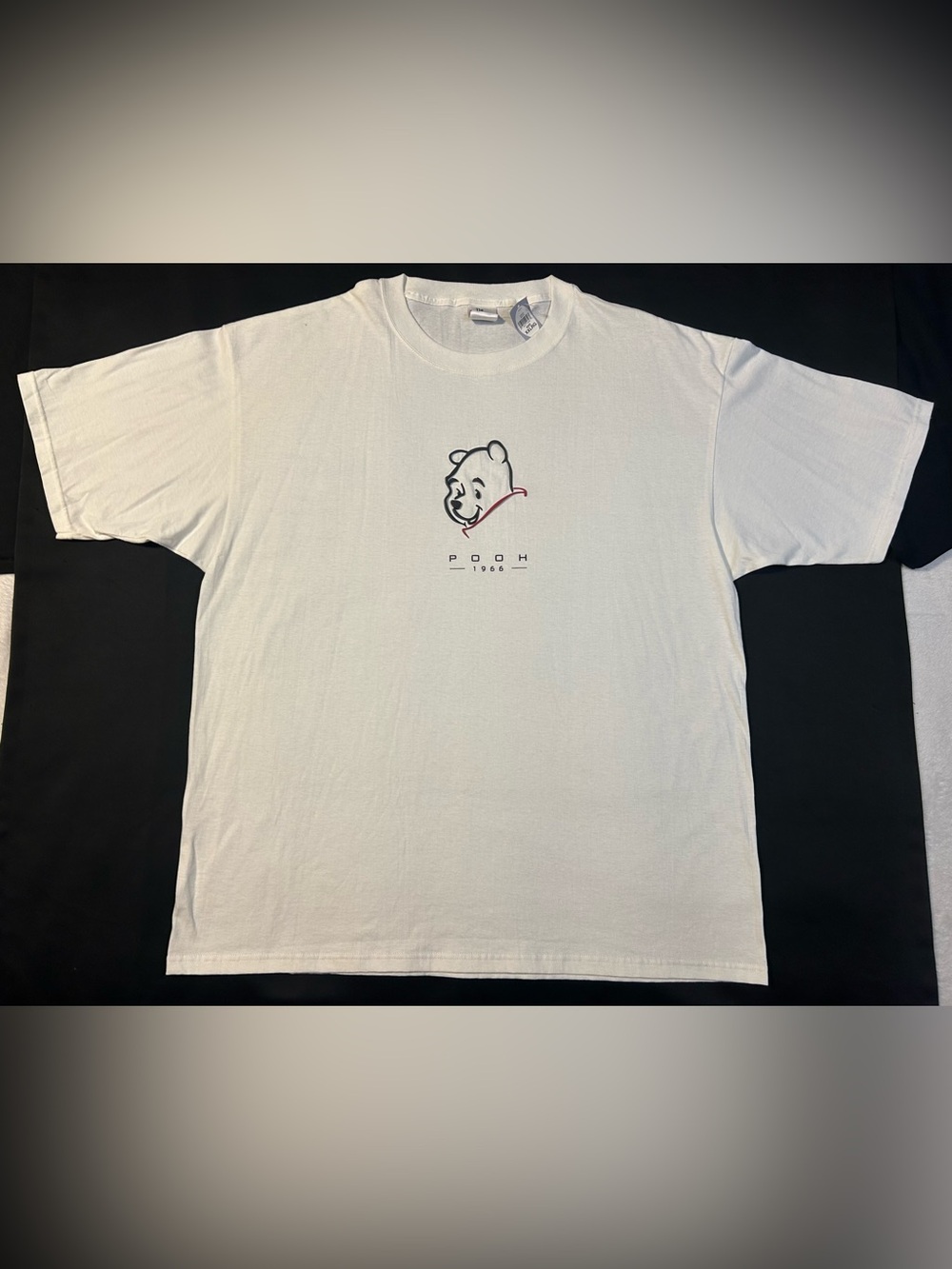 Disney Store XXL Vintage T Shirt Winnie The Pooh rubber raised print
